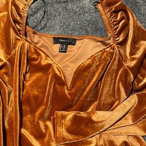 Women’s metallic gold velour bodysuit forever 21+ 2xl